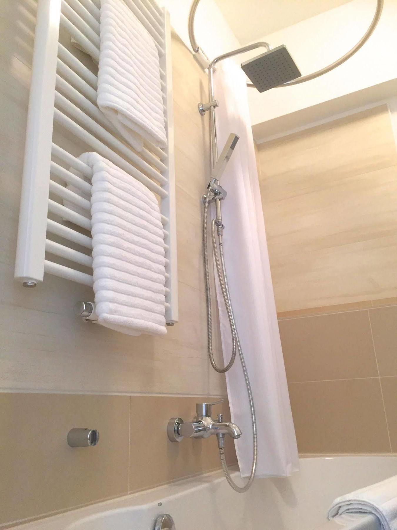 XIX - 19 Hotel Потсдам Екстериор снимка